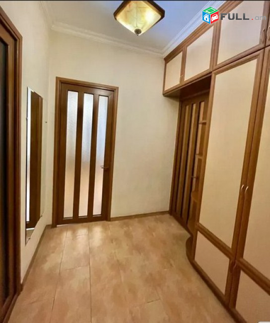 AK4166   Վարձով 2 սենյականոց բնակարան Սայաթ-Նովայի պողոտայում