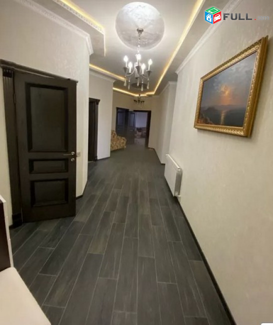 AK4170 Վարձով 4 սենյականոց բնակարան նորակառույց շենքում Կոմիտասի պողոտայում, 196 ք.մ., 2 սանհանգույց
