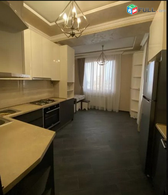 AK4170 Վարձով 4 սենյականոց բնակարան նորակառույց շենքում Կոմիտասի պողոտայում, 196 ք.մ., 2 սանհանգույց