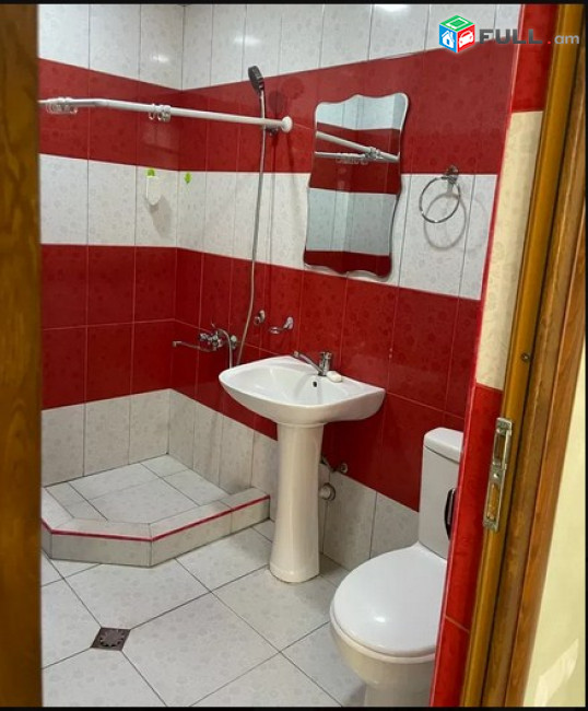 AK4200   վարձով 3 սենյականոց բնակարան նորակառույց շենքում Բագրևանդի փողոցում