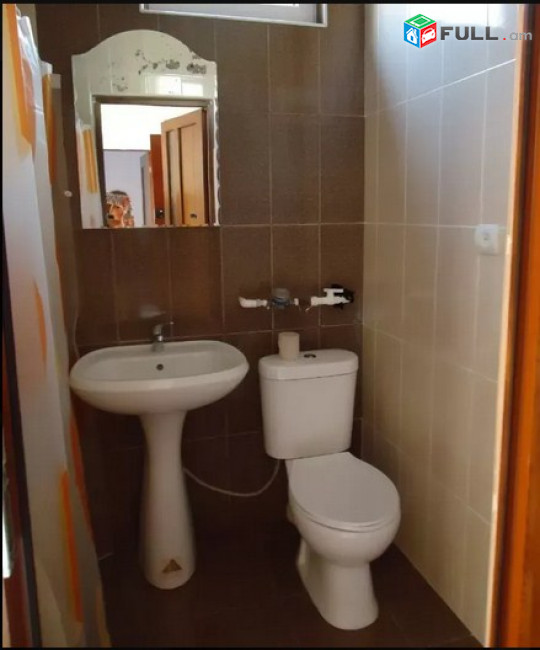 AK4202  Մեկ հարկանի քարե տուն Արաբկիրի 35-րդ փողոցում Արաբկիրում, 50 ք.մ., կապիտալ վերանորոգված