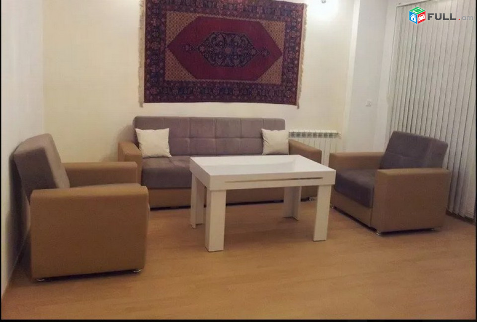 AK4208   Վարձով  3 սենյականոց բնակարան նորակառույց շենքում Արամի փողոցում