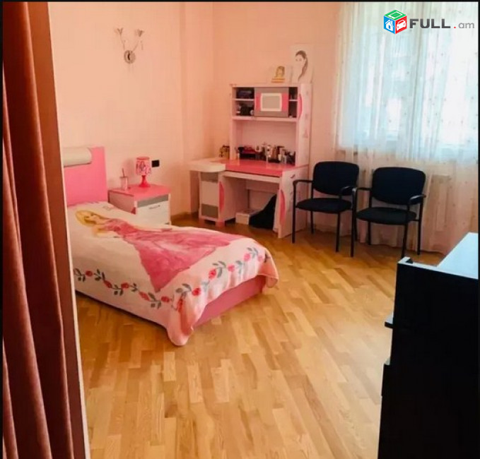 AK4229  Ընդարձակ 5 սենյականոց բնակարան նորակառույց շենքում Այգեձորի փողոցում, 320 ք.մ., 3+ սանհանգույց