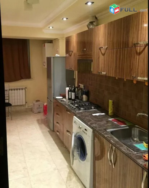 АК4245  բնակարան Մամիկոնյանց փողոցում,., 2 սանհանգույց, 3 սենյականոց