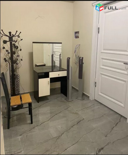 AK4262   բնակարան նորակառույց շենքում Վերին Անտառային փողոցում,3 սենյականոց