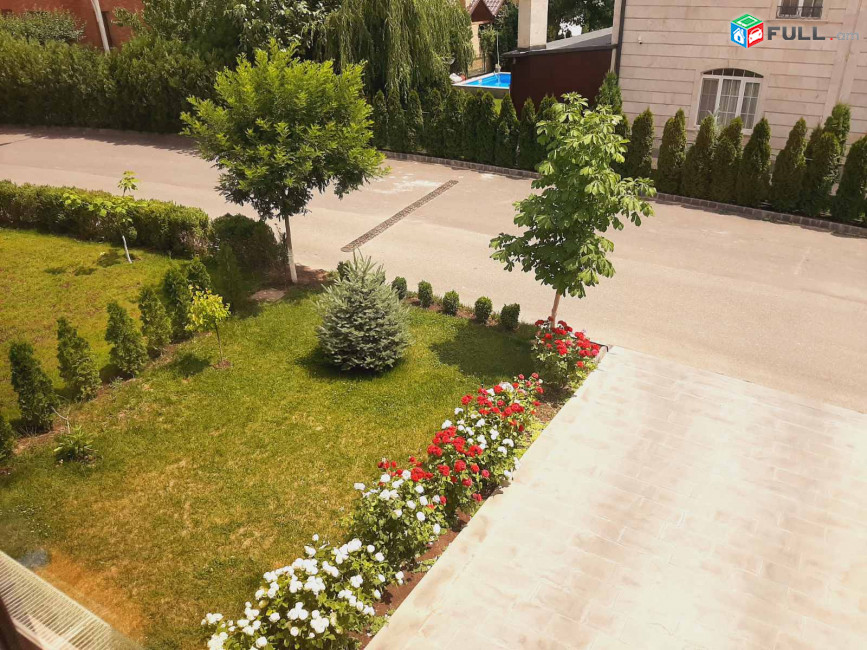 AK4266  Երկու հարկանի քարե տուն, Վահագնի Թաղամաս Աջափնյակում, 400 ք.մ., 3+ սանհանգույց