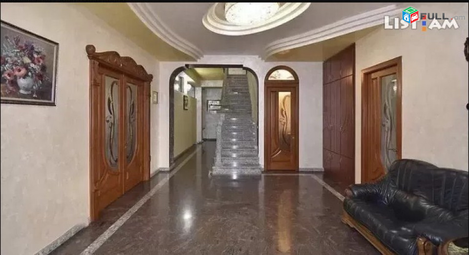 AK4316  Երեք հարկանի ամառանոց,  Մադոյան փողոցում Շենգավիթում