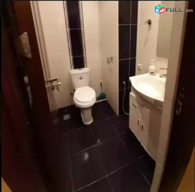 AK4317   բնակարան նորակառույց շենքում Լենինգրադյան փողոցում, 3 սենյականոց