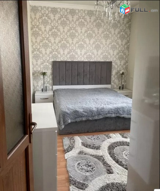 AK4382  Երկու հարկանի քարե տուն Ավանեսովի փողոցում Էրեբունիում, 240 ք.մ., 2 սանհանգույց, եվրովերանորոգված