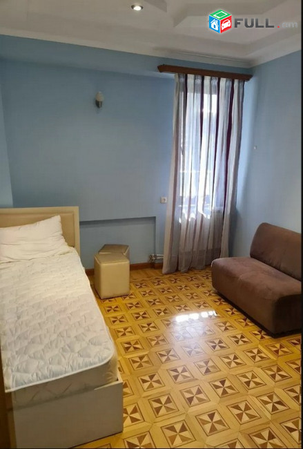 AK4396   բնակարան Գուլակյան փողոցում,4 սենյականոց