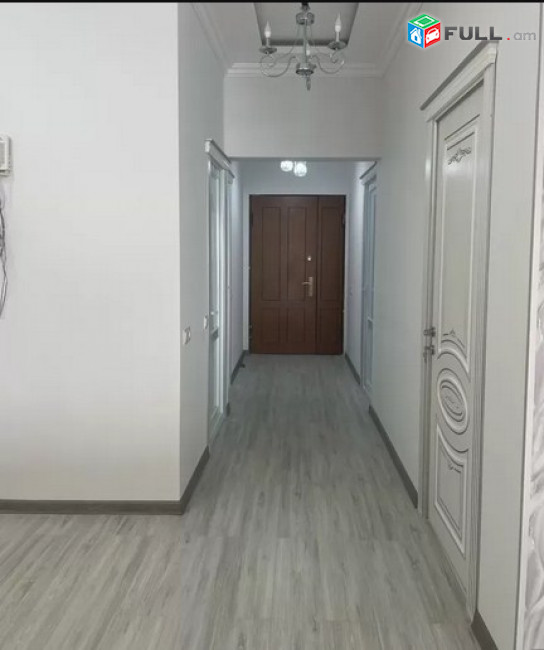 AK4474  Չորս հարկանի տուն Նորքի 11-րդ փողոցում Նորք Մարաշում, 350 ք.մ., 3+ սանհանգույց