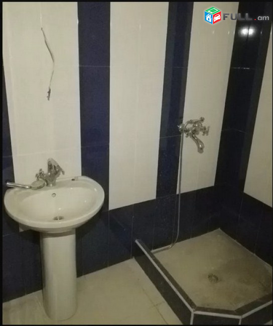 AK4478  Գրասենյակային տարածք Մարշալ Բաղրամյան պողոտայում կենտրոնում, 300 ք.մ.