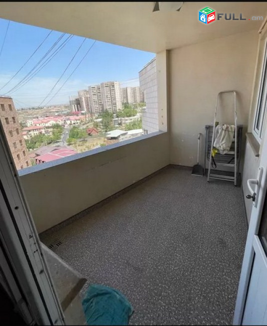 AK4501  Վարձով 3 սենյականոց բնակարան  Նորաշեն թաղամաս