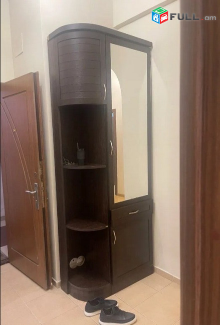 AK4522  Վարձով 3 սենյականոց բնակարան Արգիշտի փողոցում