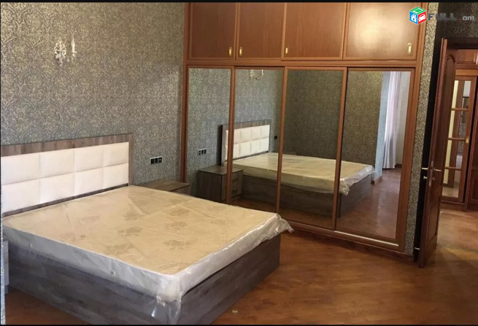 AK4523   Վարձով 3 սենյականոց բնակարան  Վարդանանց փողոցում