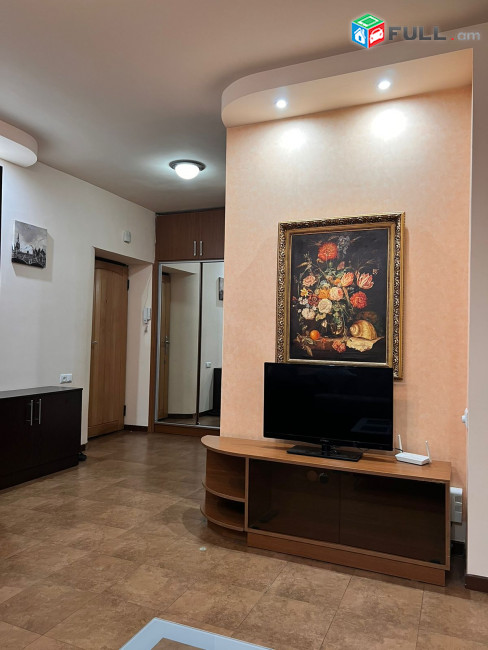 AK4524 Վարձով 2 սենյականոց բնակարան  Սարյանի փողոցում