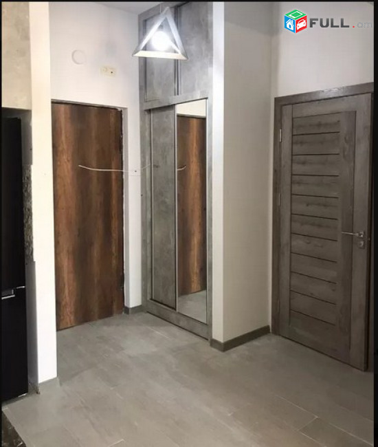 AK4533  Վարձով 3 սենյականոց բնակարան Տիգրան Պետրոսյանի փողոցում
