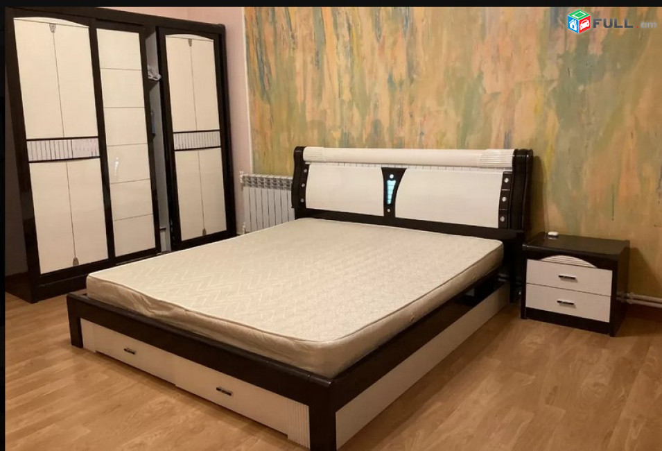 AK4555  Երկու հարկանի քարե տուն, Դավթաշենի 1-ին զանգված Դավիթաշենում, 200 ք.մ., 3+ սանհանգույց