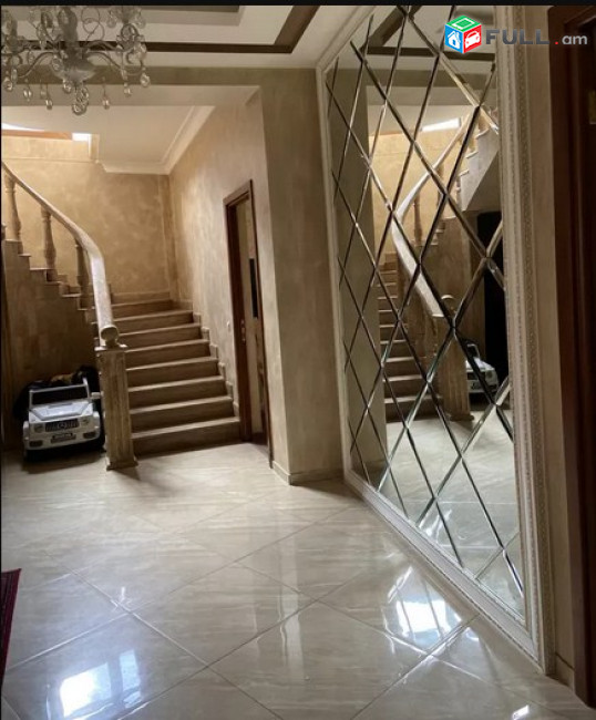 AK4567  Երկու հարկանի քարե տուն Արաբկիրում, Մամիկոնյանց փողոցում