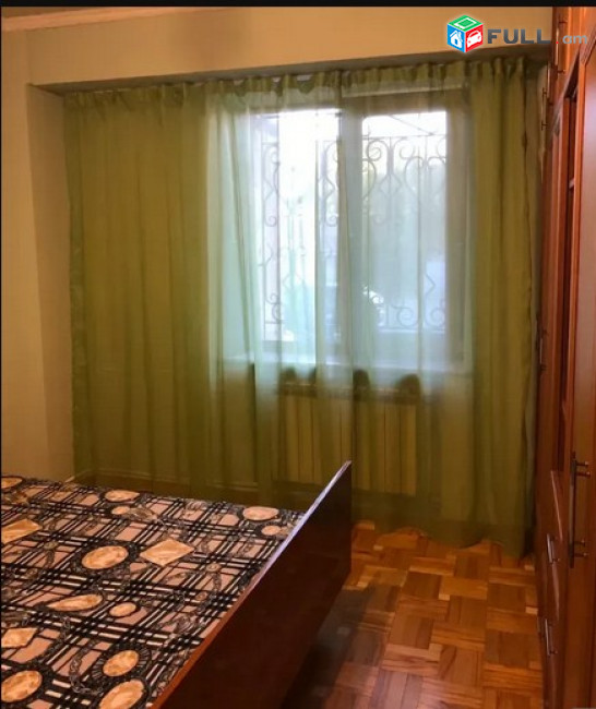 AK4578   Վարձով 3 սենյականոց  Բրյուսովի փողոցում