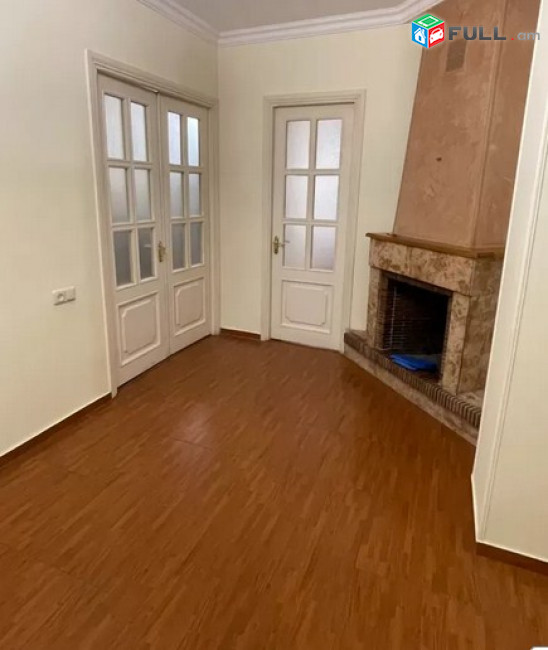 AK4578   Վարձով 3 սենյականոց  Բրյուսովի փողոցում