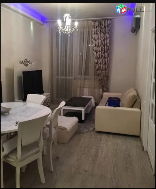 AK4593   Վարձով 2 սենյականոց բնակարան   նորակառույց շենքում Նաիրի Զարյան փողոցում