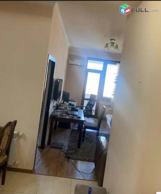 AK4596    Վարձով  2 սենյականոց բնակարան  Նիկողայոս Ադոնցի փողոցում 