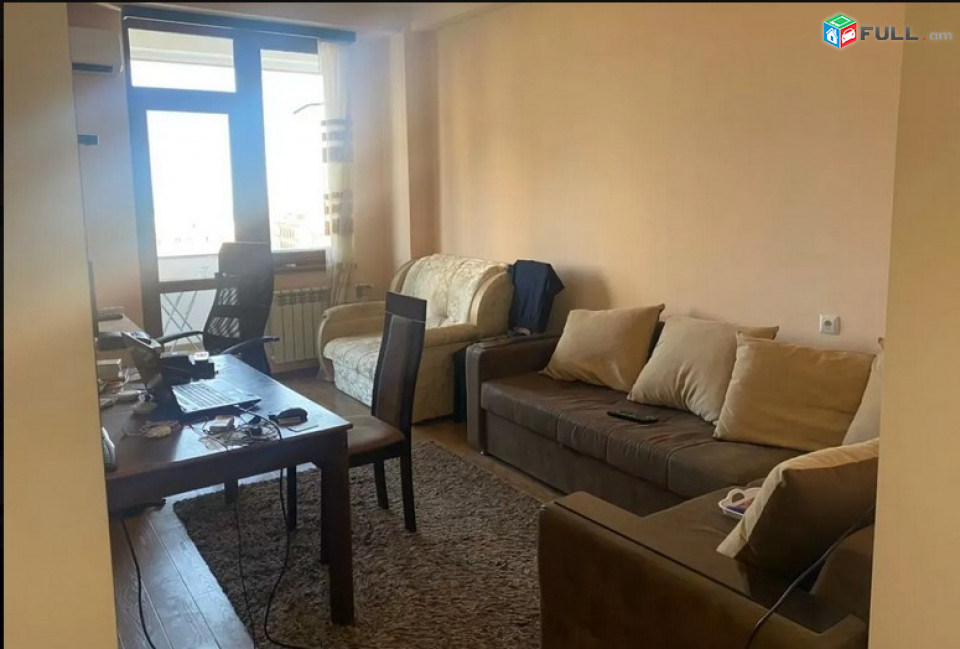 AK4596    Վարձով  2 սենյականոց բնակարան  Նիկողայոս Ադոնցի փողոցում 