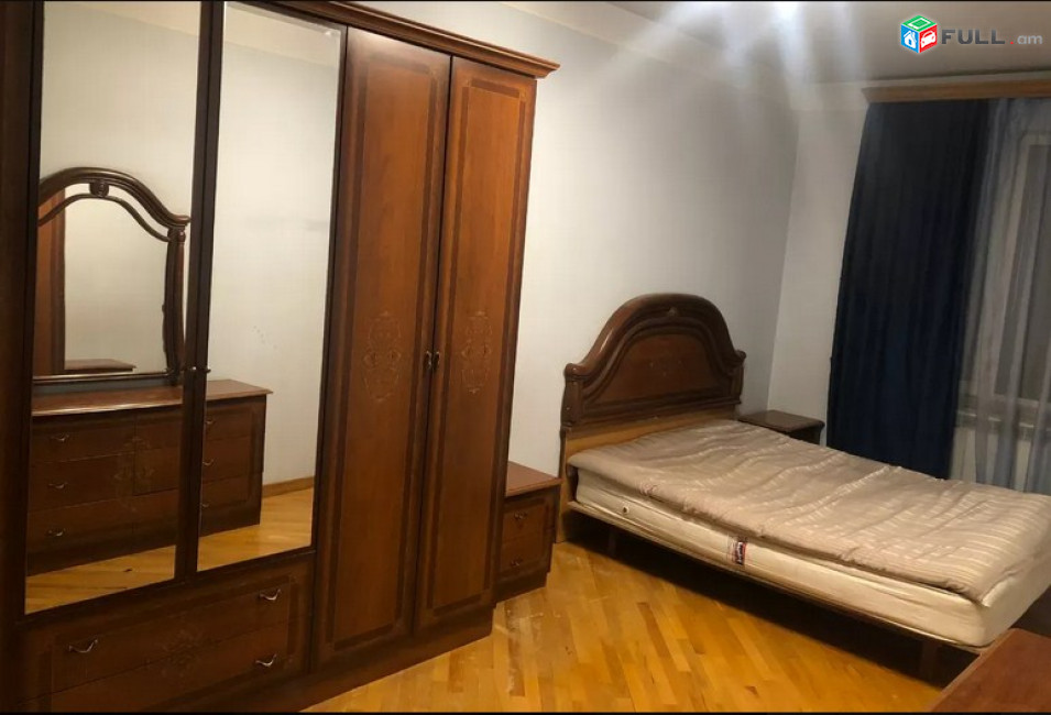AK4603   Վարձով 3 սենյականոց բնակարան   Աքսել Բակունցի փողոցում