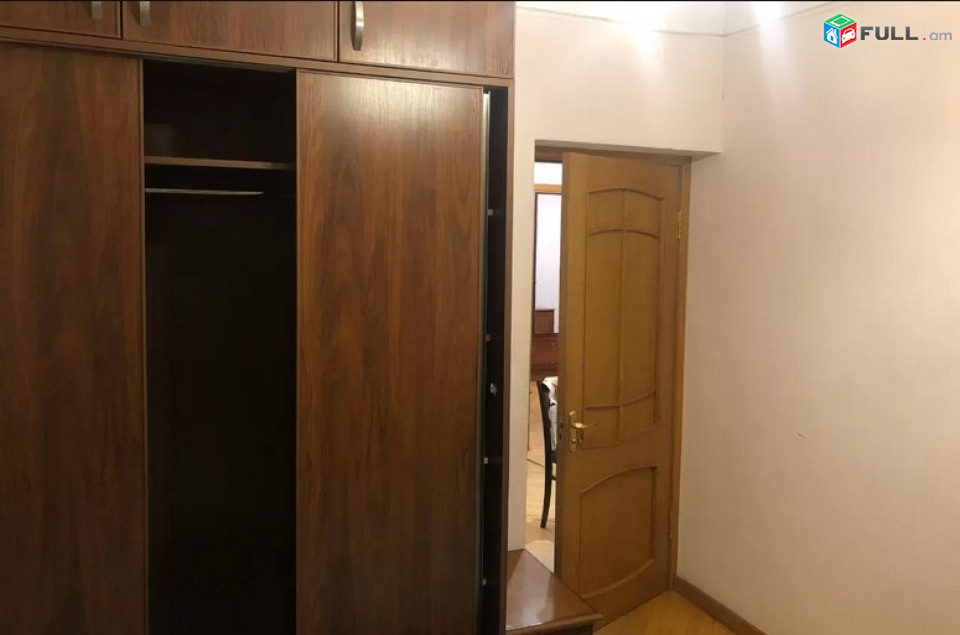 AK4603   Վարձով 3 սենյականոց բնակարան   Աքսել Բակունցի փողոցում