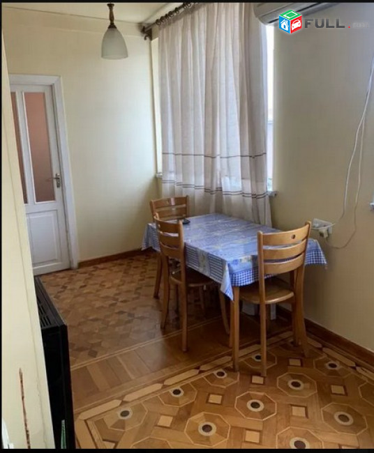 AK4693  Վարձով 2 սենյականոց բնակարան  Դրոյի փողոցում