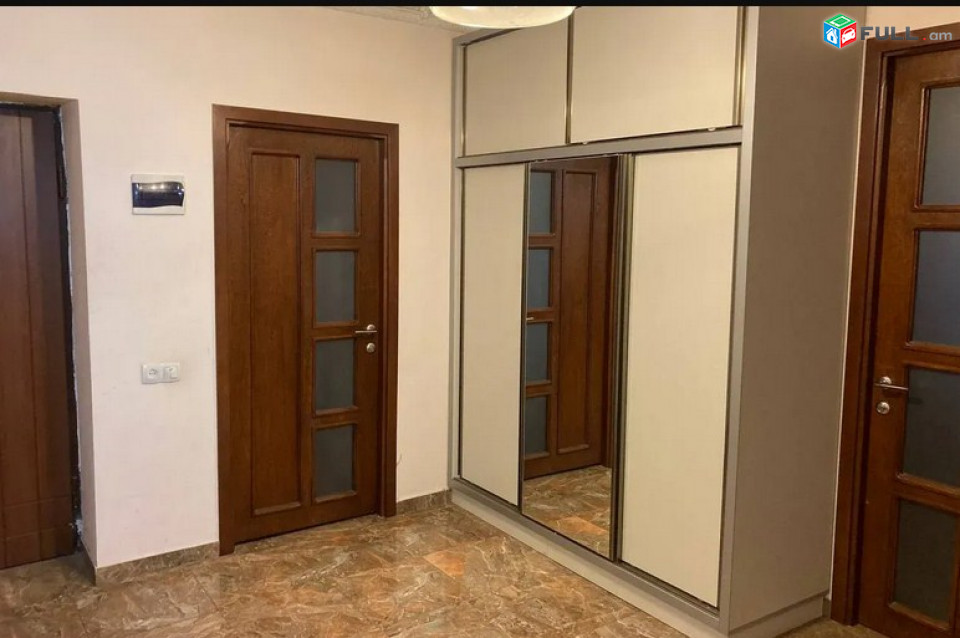 AK4705   Վարձով 4 սենյականոց բնակարան  Սեբաստիայի փողոցում