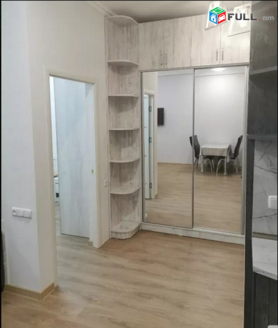 AK4716  Վարձով 2 սենյականոց բնակարան Արղության փողոցում