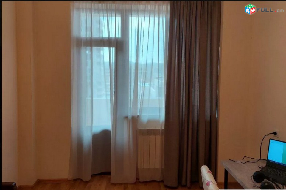 AK4780   Վարձով 3 սենյականոց բնակարան  Ծարավ Աղբյուրի փողոցում