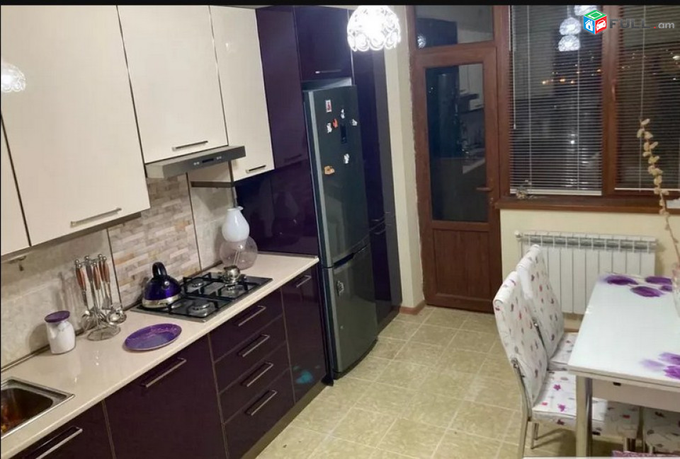 AK4780   Վարձով 3 սենյականոց բնակարան  Ծարավ Աղբյուրի փողոցում