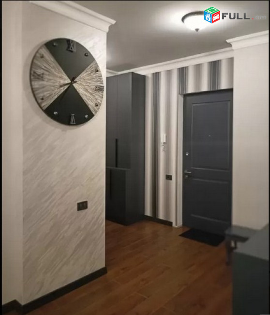 AK4850   Վարձով 3 սենյականոց բնակարան նորակառույց շենքում  Արամի փողոցում