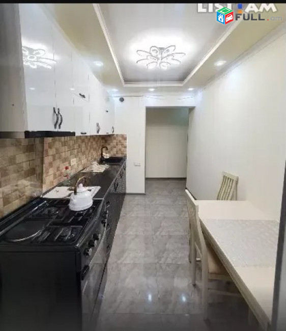 AK4856   Վարձով 4 սենյականոց բնակարան շենքում  Խորենացու փողոցում