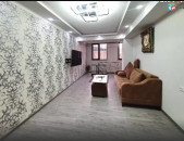 AK4856   Վարձով 4 սենյականոց բնակարան շենքում  Խորենացու փողոցում