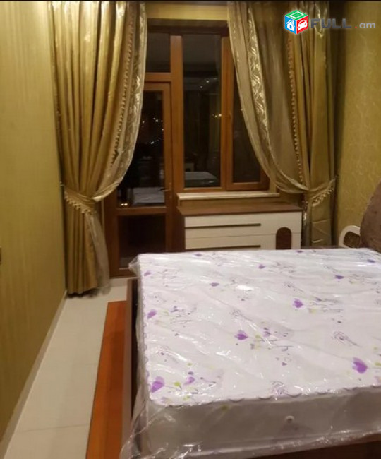 AK4867  Վարձով 3 սենյականոց բնակարան Սայաթ-Նովայի պողոտայում