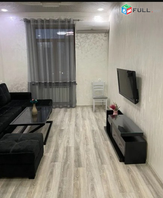 AK4927   Վարձով է տրվում 3 սենյականոց բնակարան Սայաթ-Նովայի պողոտայում օպերայի մոտակայքում