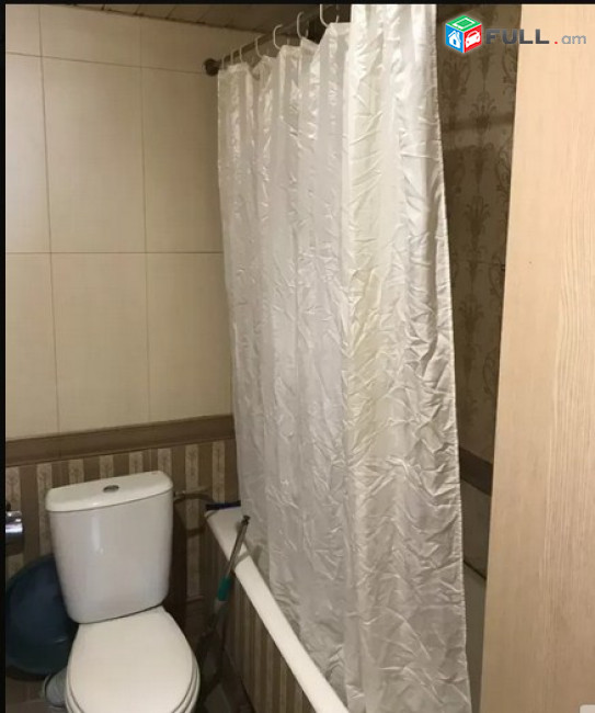 AK4930  Ընդարձակ 4 սենյականոց բնակարան   Թումանյան փողոցում