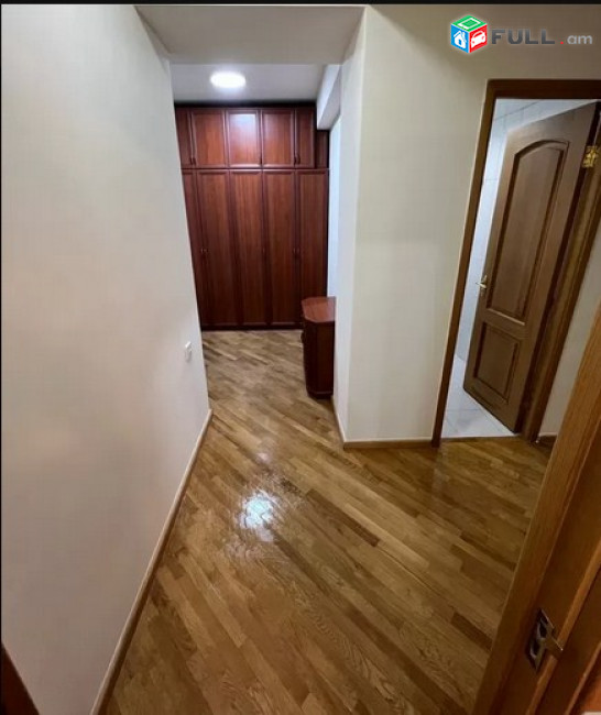 AK4931  Վարձով 3 սենյականոց բնակարան   Մամիկոնյանց փողոցում