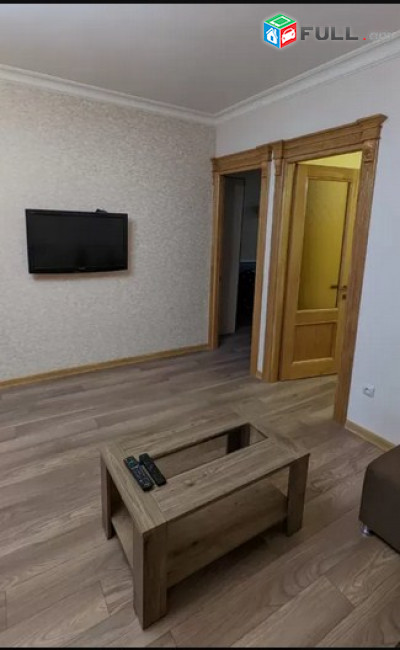 AK5045   Վարձով 2 սենյականոց բնակարան Վարդանանց փողոցում