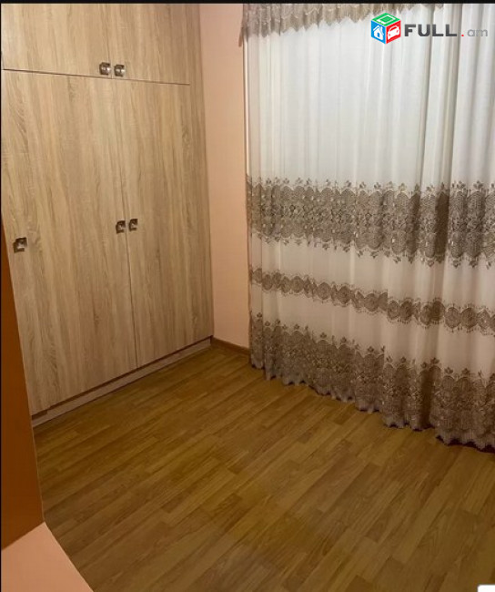 AK5080  Վարձով 2 սենյականոց բնակարան Արամ Խաչատրյանի փողոցում