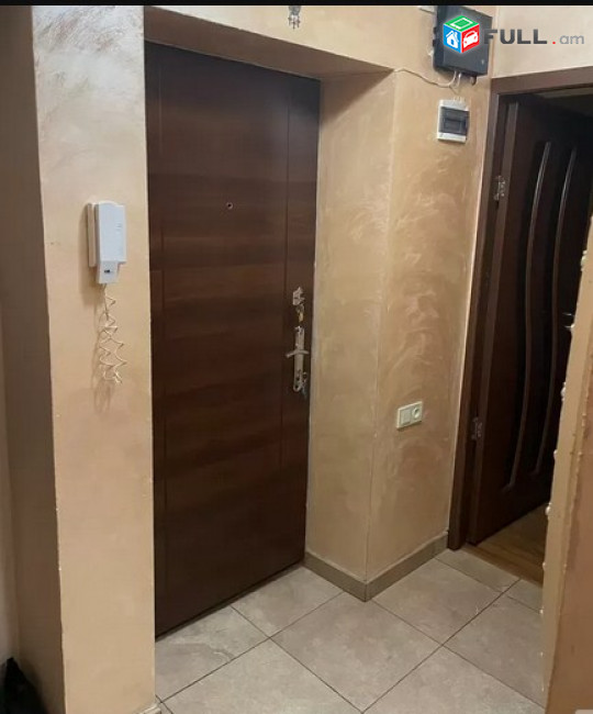 AK5080  Վարձով 2 սենյականոց բնակարան Արամ Խաչատրյանի փողոցում