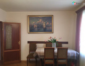 AK5081  Վարձով 2 սենյականոց բնակարան Դրոյի փողոցում