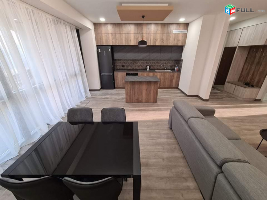 AK6006  Վարձով 3 սենյականոց բնակարան  նորակառույց շենքում Սասնա Ծռերի փողոցում