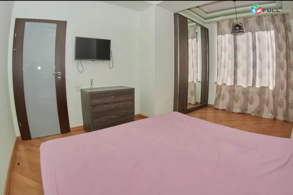 AK6009    Վարձով 3 սենյականոց բնակարան նորակառույց շենքում Գյուլբենկյան փողոցում