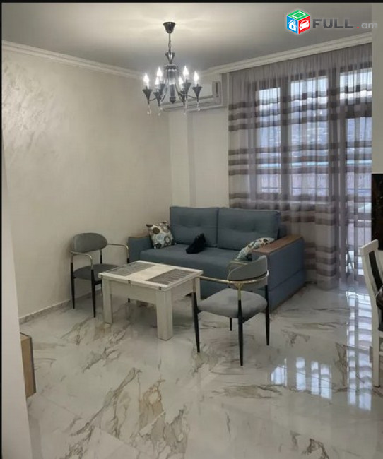 AK6024  Վարձով 2 սենյականոց բնակարան Վարդանանց փողոցում