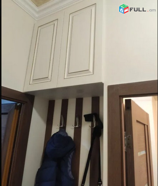 AK6039  Վարձով 3 սենյականոց բնակարան  Արամ Խաչատրյանի փողոցում